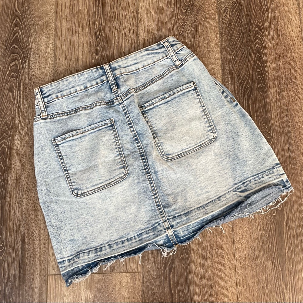 So Light Acid Wash Denim Skirt 9 - Picture 2 of 3